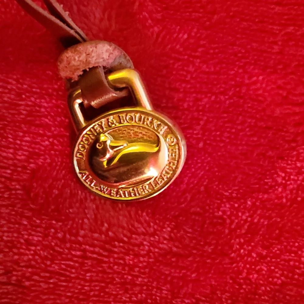 DOONEY AND BOURKE CROSSBODY - Picture 3 of 5